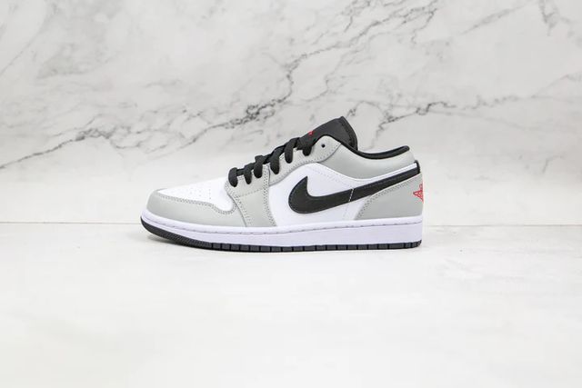 AIR JORDAN 1 LOW GREY/WHITE (IMPORTADOS) - Air Foot