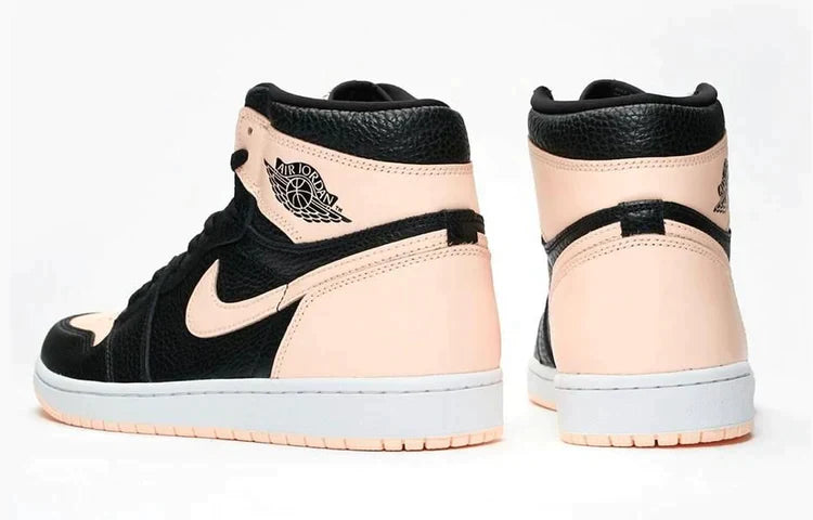 NIKE BOTA AIR JORDAN 1 HIGH OG CRIMSON TINT PRETA NUDE - Air Foot