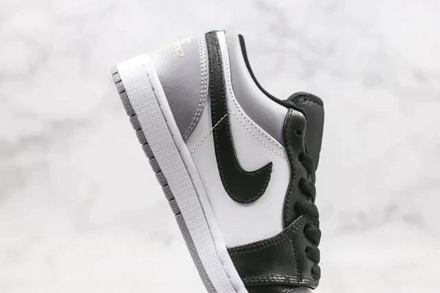 AIR JORDAN 1 LOW LIGHT SMOKE GREY (IMPORTADOS) - Air Foot