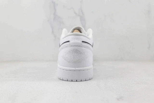 AIR JORDAN 1 LOW PANDA (IMPORTADOS) - Air Foot