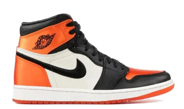 NIKE AIR JORDAN 1 MID LARANJA E PRETA (IMPORTADOS) - Air Foot