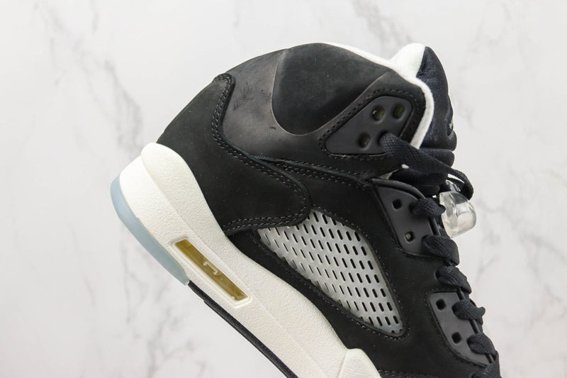 AIR JORDAN 5 RETRO MOONLIGHT BLACK (IMPORTADOS) - Air Foot